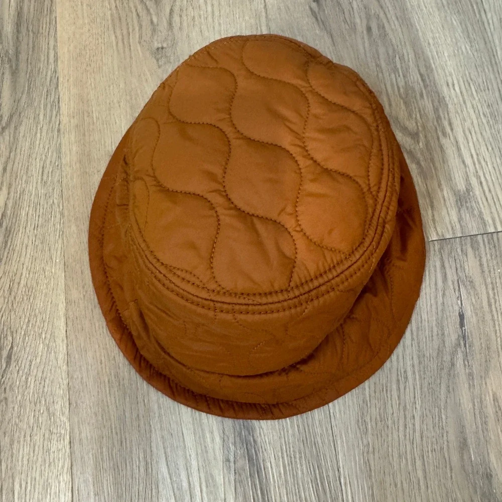 Madewell‎ Quilted Bucket Hat Warm Coffee Quilt Puffer Women Accessory EUC